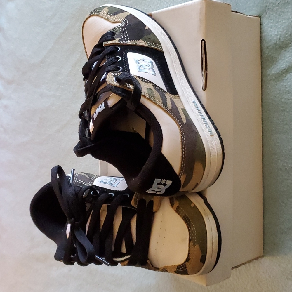 DC Shoes